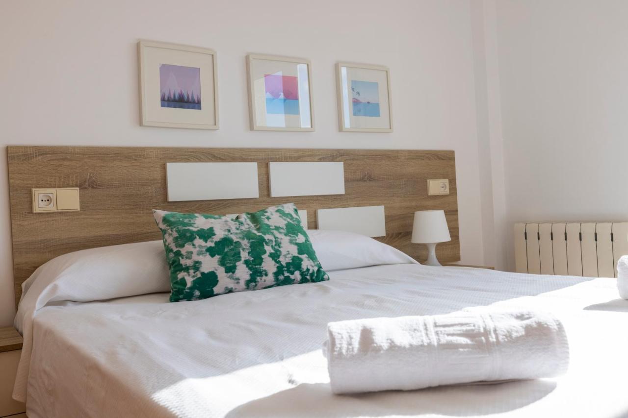 Apartagal-Edificio Celtas フォス エクステリア 写真