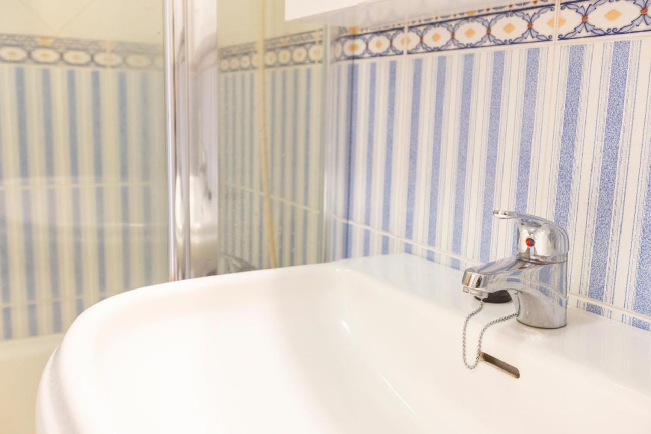 Apartagal-Edificio Celtas フォス エクステリア 写真